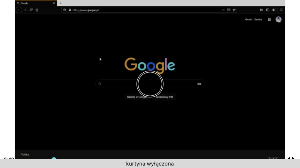 Kadr z nagrania - Okno przeglądarki Firefoks z otwartą wyszukiwarką Google