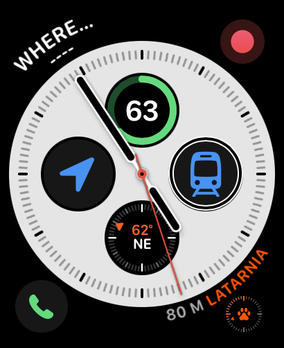 Zrzut ekranu z Apple Watch - Fokus VoiceOver na komplikacji Transportu Publicznego